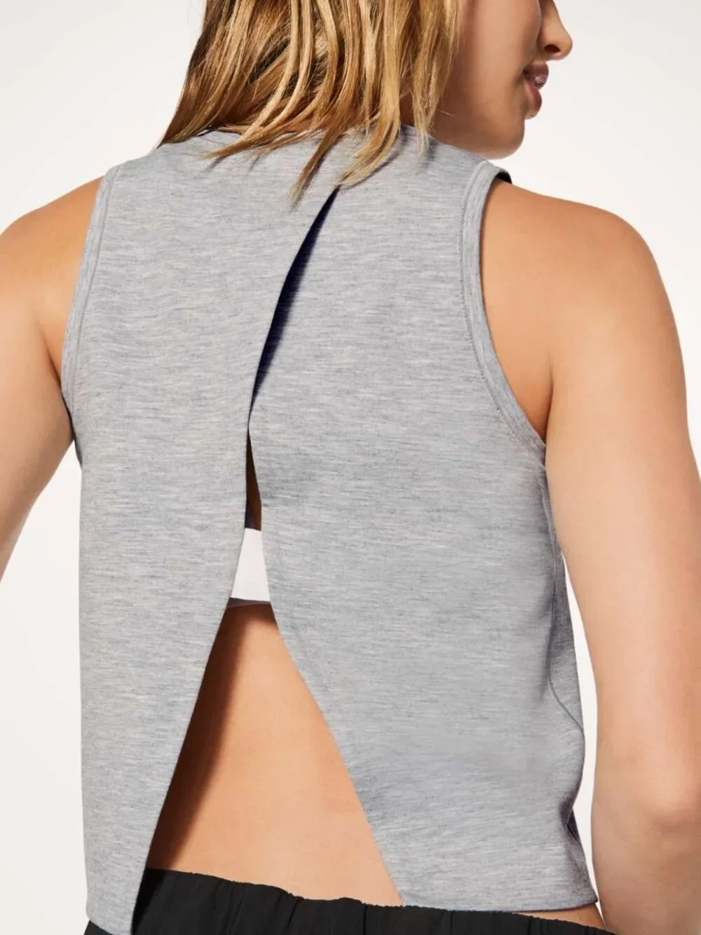 Lululemon Minimal Tank - Picture 3 of 8